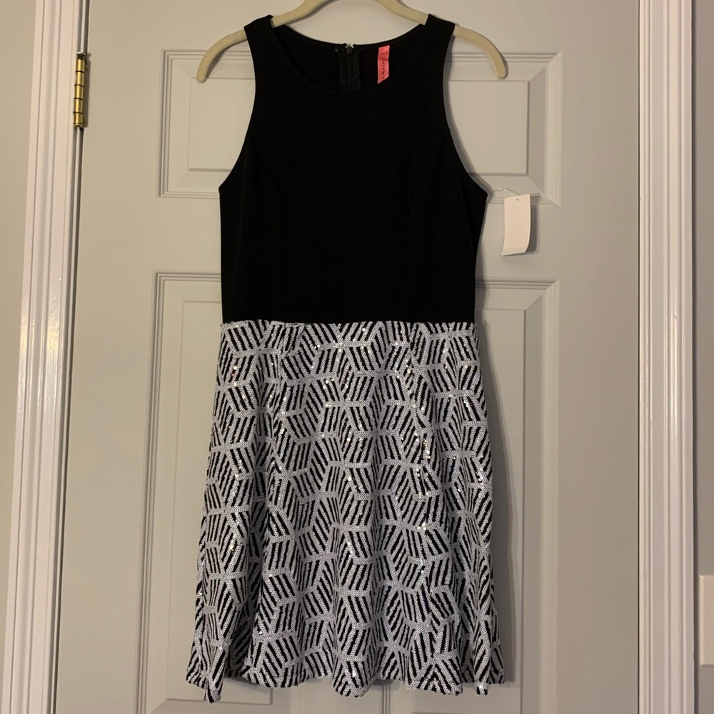 NWT Black & White Sequin Dress